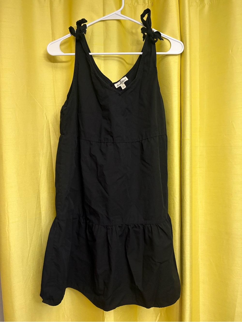 Derek Heart Black Tie-Shoulder Midi Dress